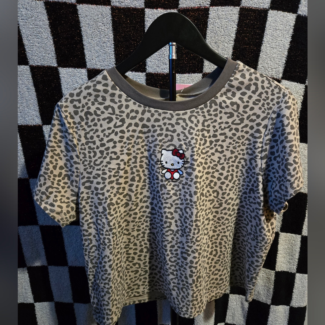 Hello Kitty Leopard Print Crop Top Size 1x Nwt